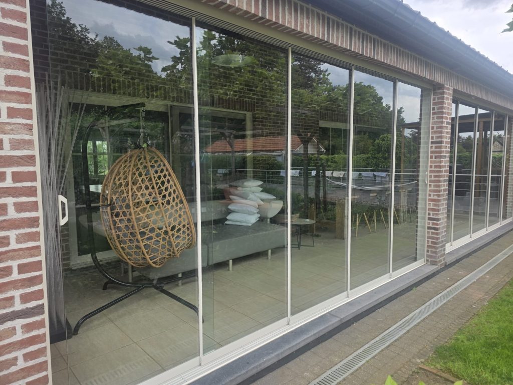 glazen schuifwand in landgraaf